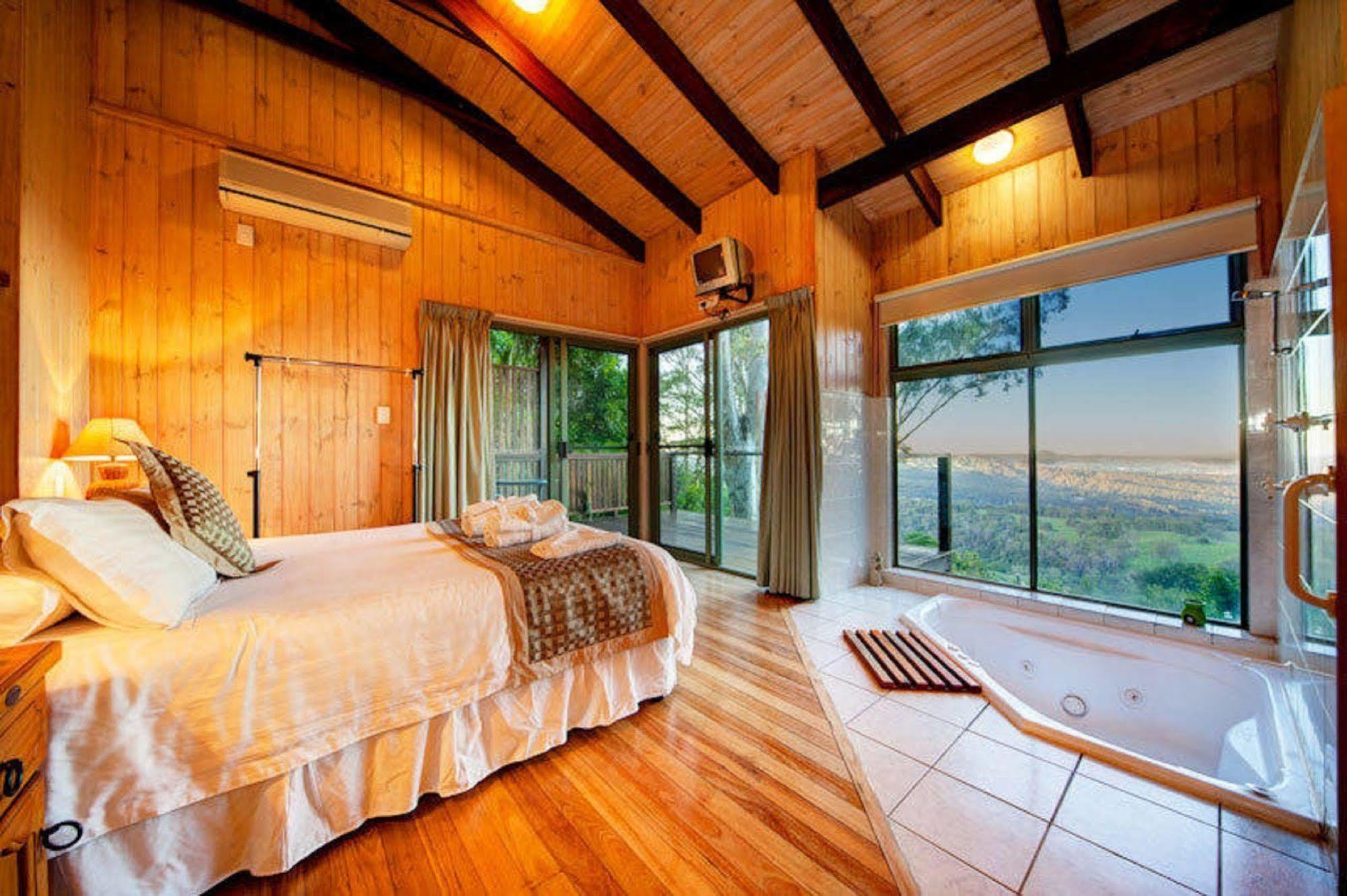 Treetops Seaview Montville Buitenkant foto