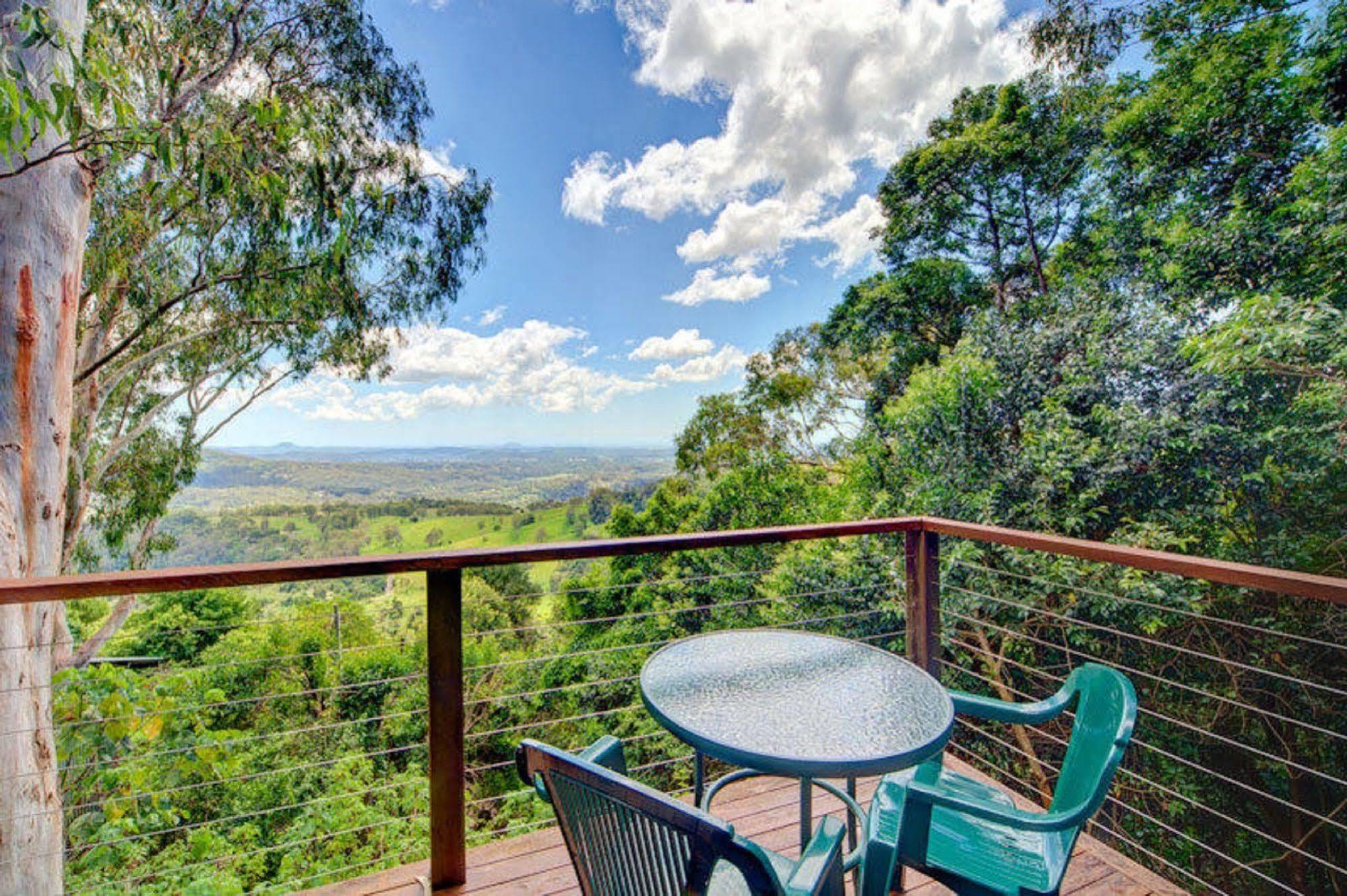 Treetops Seaview Montville Buitenkant foto